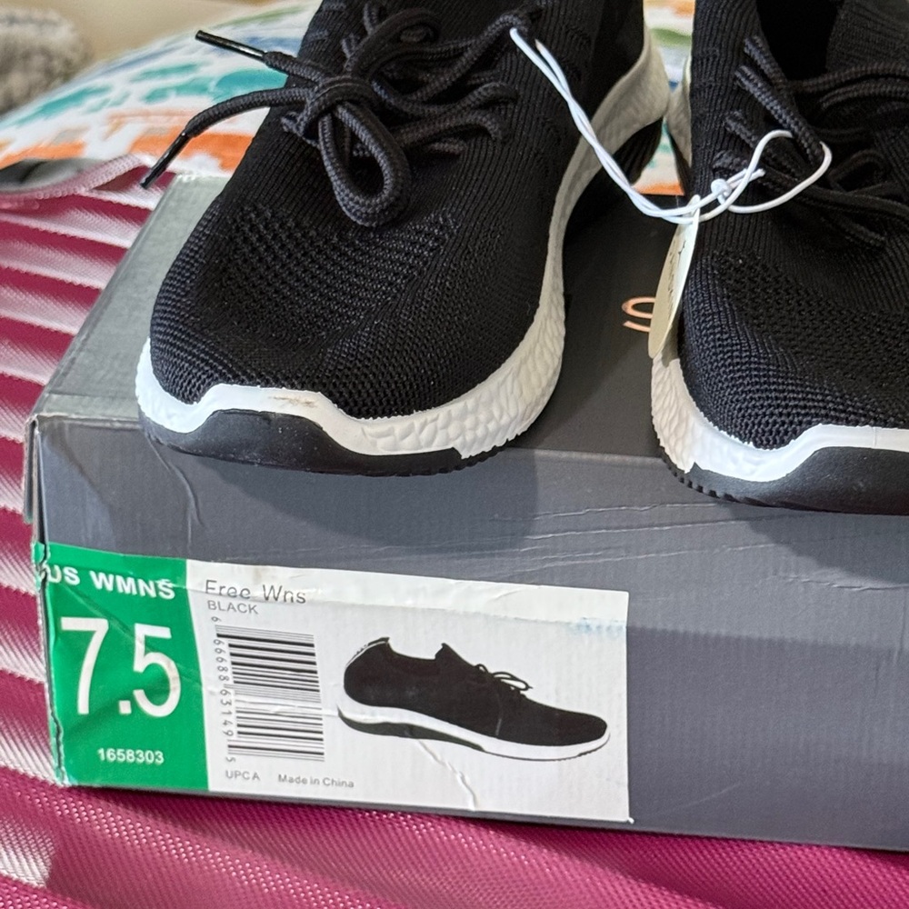 Danskin Black Women Shoes 👟 Size 7.5